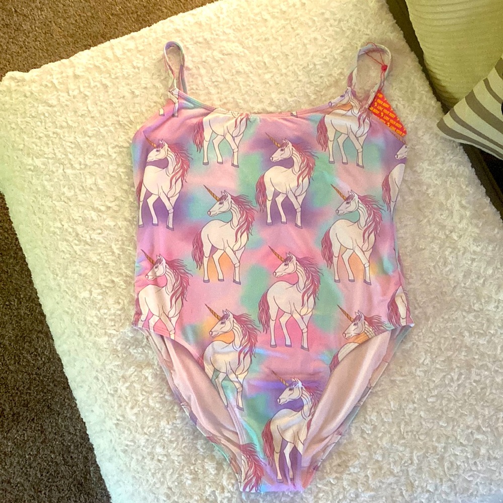 Curvy Beach Full Coverage Bathing Suit- Unicorns- Size 1X- NWT!